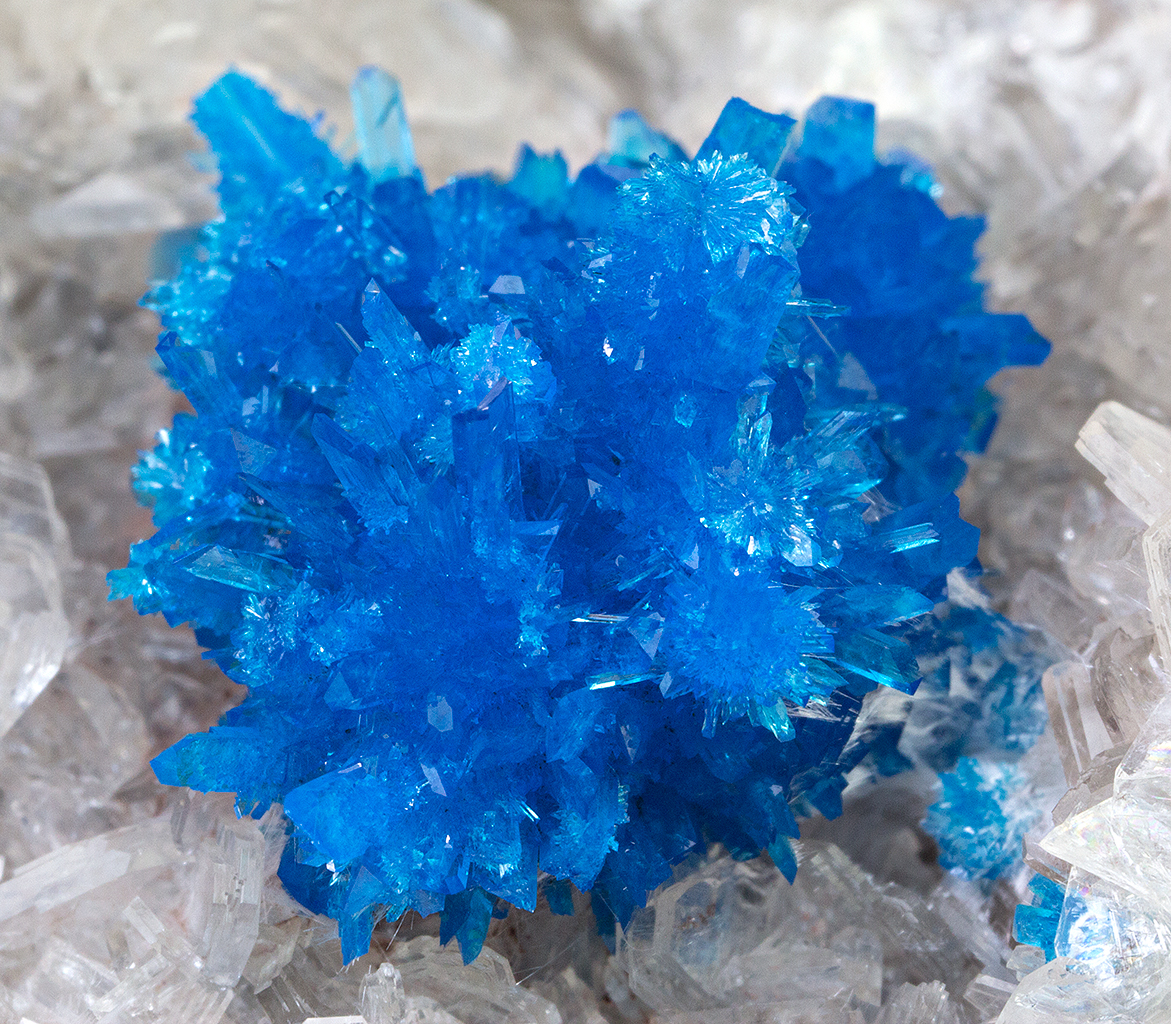 Pentagonite with Stilbite - Minerals For Sale - #2022453