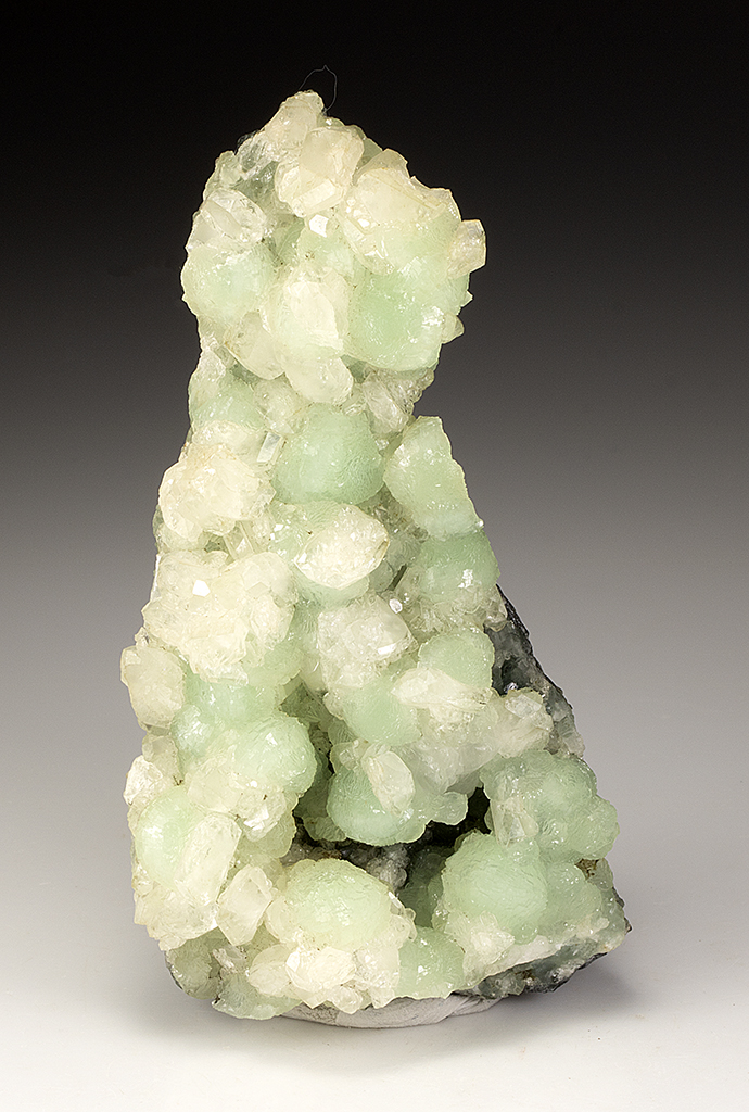 Prehnite: Mineral information, data and localities.