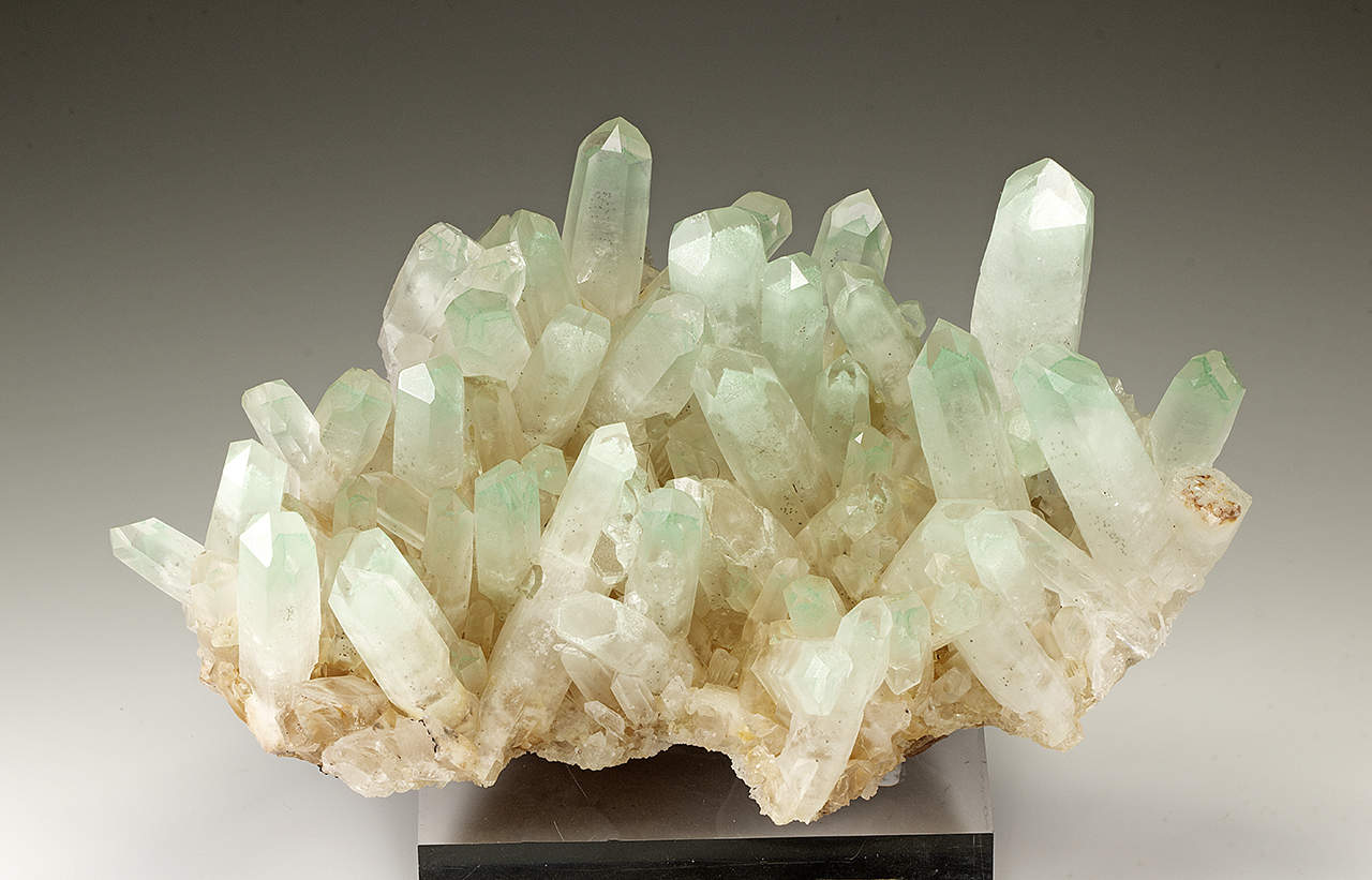 Quartz with Fuchsite - Minerals For Sale - #8032399